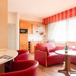 Logis Hotels, Aquilon, Saint-nazaire Otel 4*