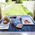 Logis Hotels, Aquilon, Saint-nazaire Otel 4*