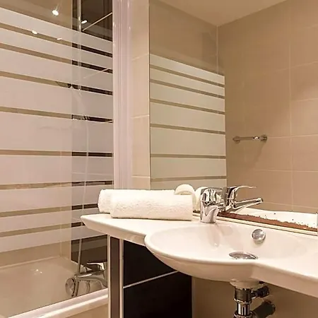 Logis Hotels, Aquilon, Saint-nazaire 4* サン・ナゼール