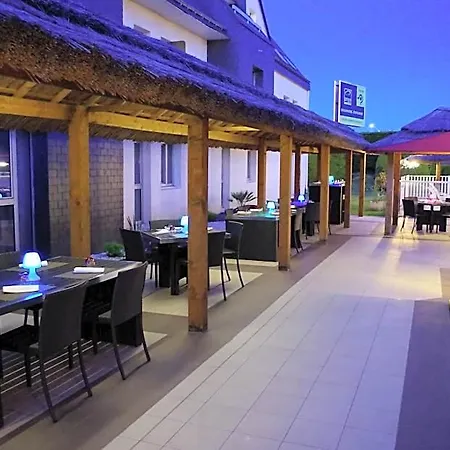 מלון Logis Hotels, Aquilon, Saint-nazaire 4*