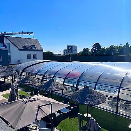 Logis Hotels, Aquilon, Saint-nazaire ホテル 4*