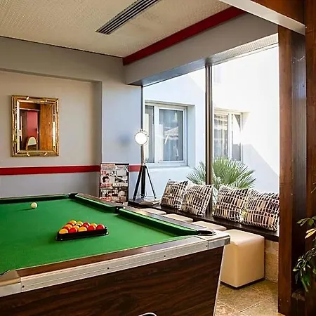 Logis Hotels, Aquilon, Saint-nazaire 4* サン・ナゼール