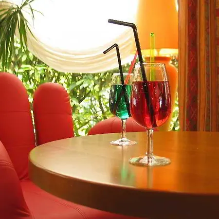 Logis Hotels, Aquilon, Saint-nazaire 생나제르