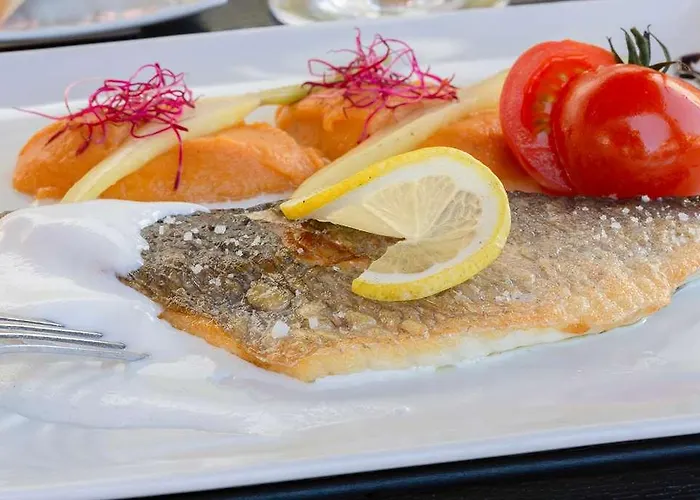 Hotel Logis Hotels, Aquilon, Saint-nazaire Saint-Nazaire (Loire-Atlantique)