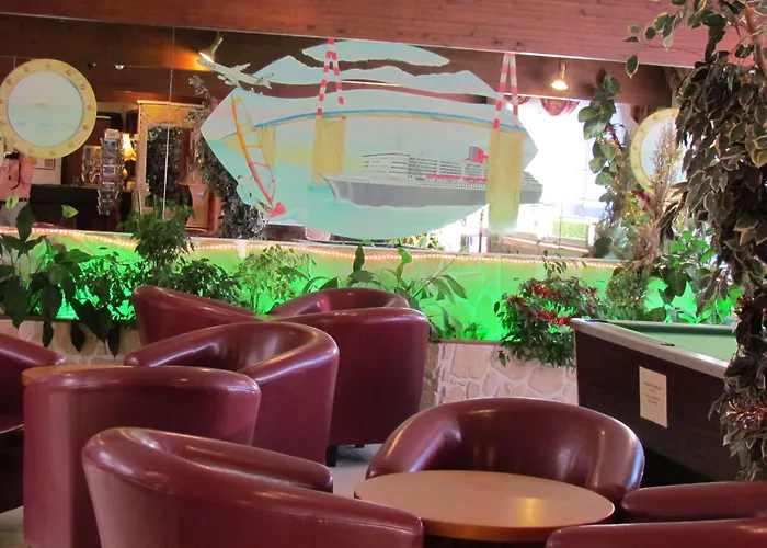 Hotel Logis Hotels, Aquilon, Saint-nazaire Saint-Nazaire (Loire-Atlantique)