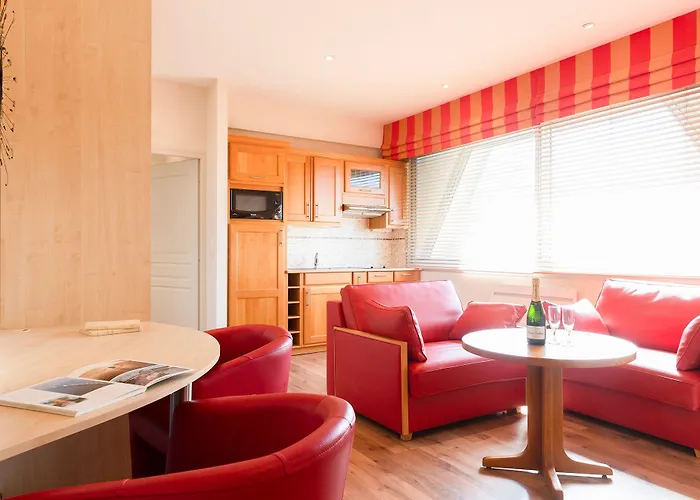 Logis Hotels, Aquilon, Saint-nazaire Hotel 4*